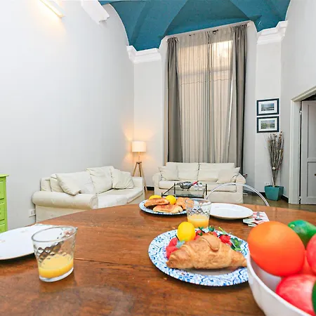 Appartamento Iflat Loggia Delle Regine *