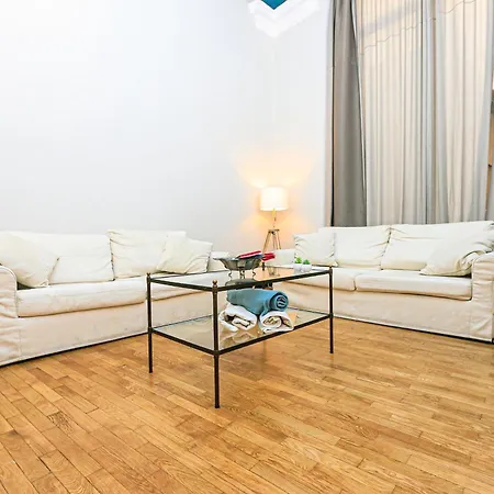 Appartamento Iflat Loggia Delle Regine *
